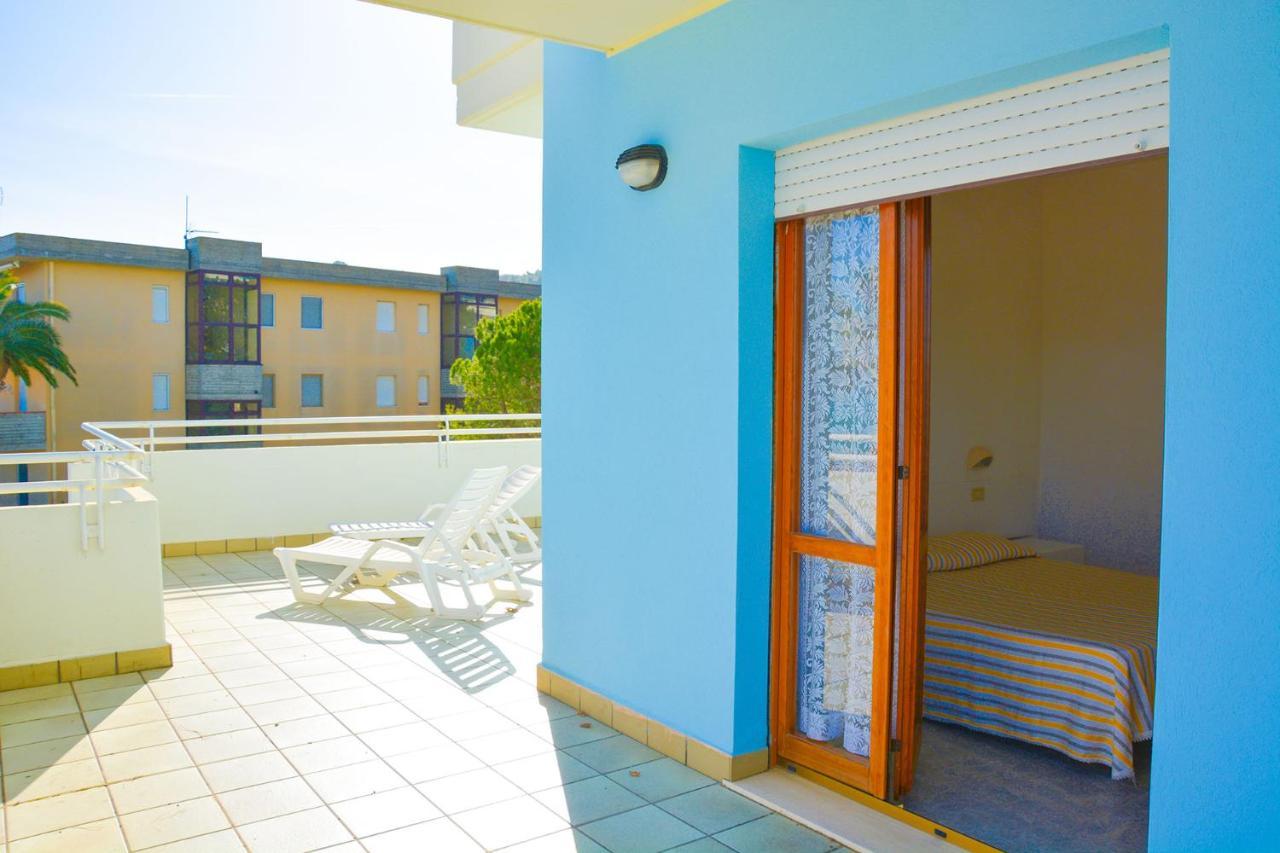 Residence Azzurro Massignano Eksteriør bilde